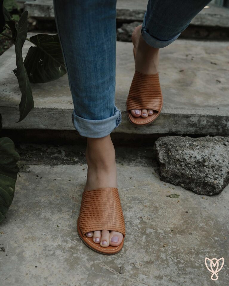 Azuleja-Leather-Sandalia-toscana1